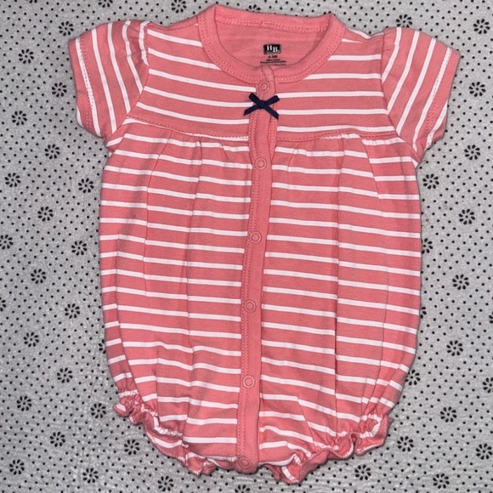 🛍CUTE LITTLE GIRLS ROMPER SIZE 0-3 MONTHS 🛍